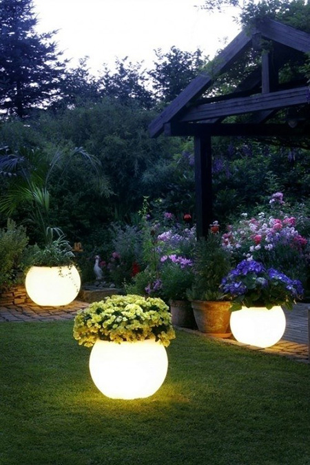 4 Backyard DIYs You Need to Try - Glowing Pots